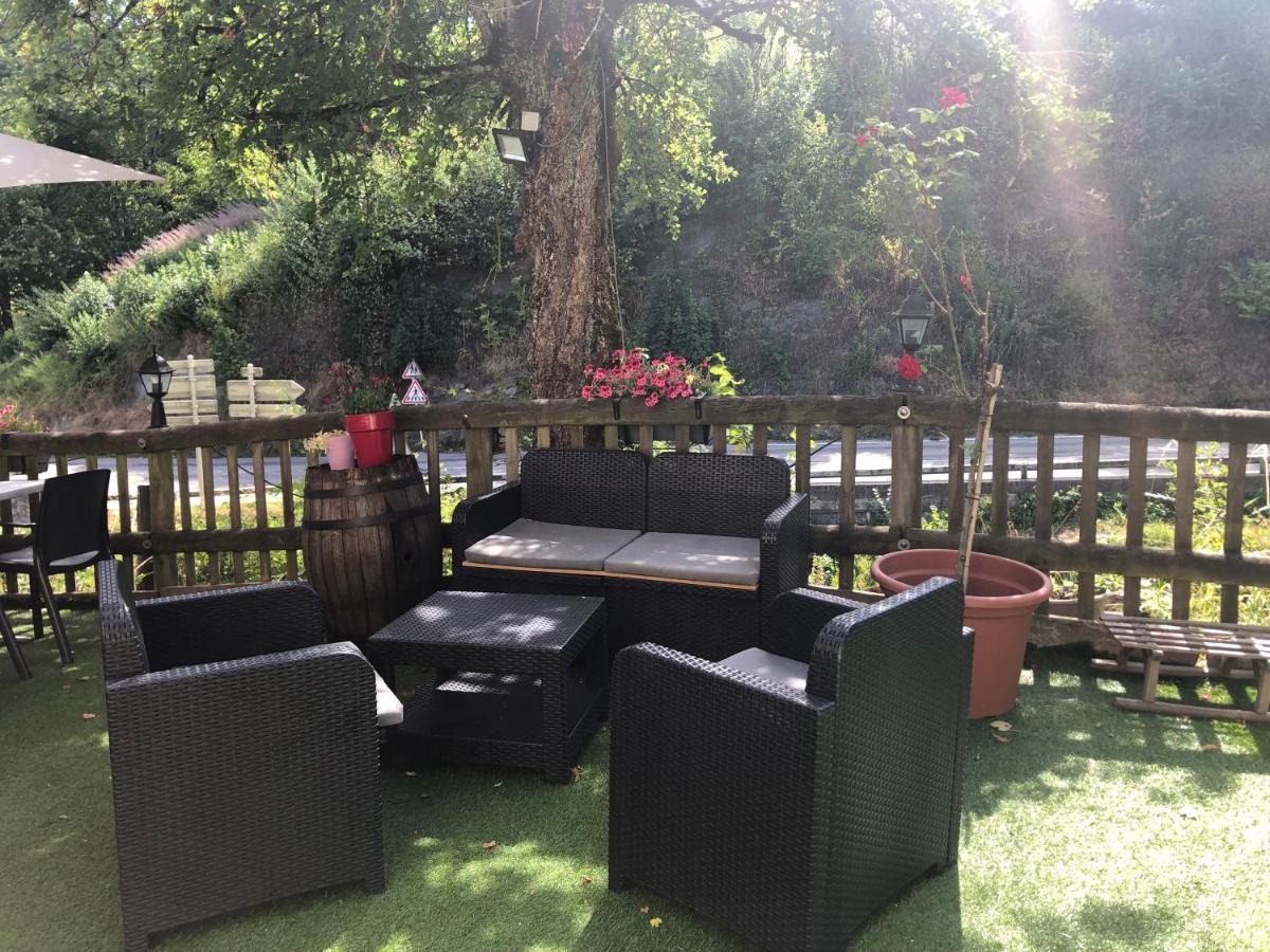 Bar Hotel Restaurant Le Margeriaz Les Déserts المظهر الخارجي الصورة