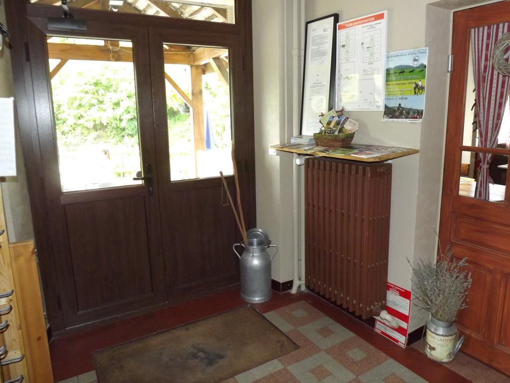 Bar Hotel Restaurant Le Margeriaz Les Déserts المظهر الخارجي الصورة