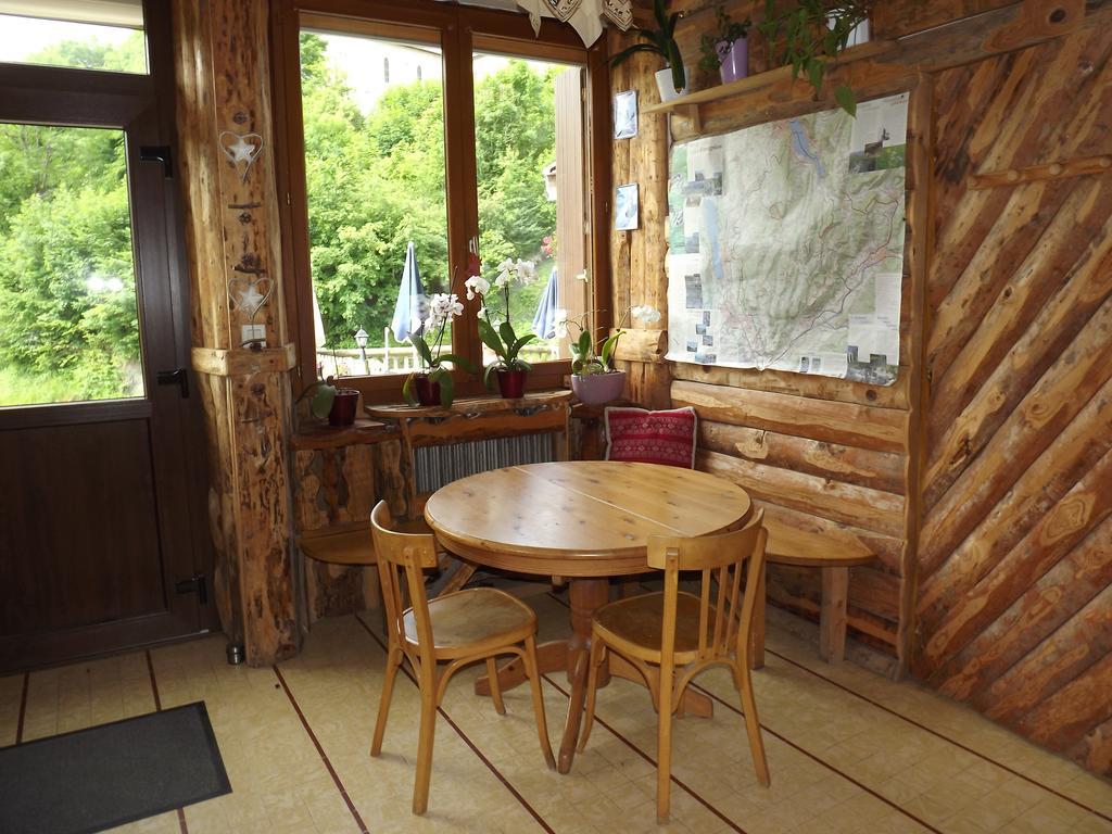 Bar Hotel Restaurant Le Margeriaz Les Déserts المظهر الخارجي الصورة